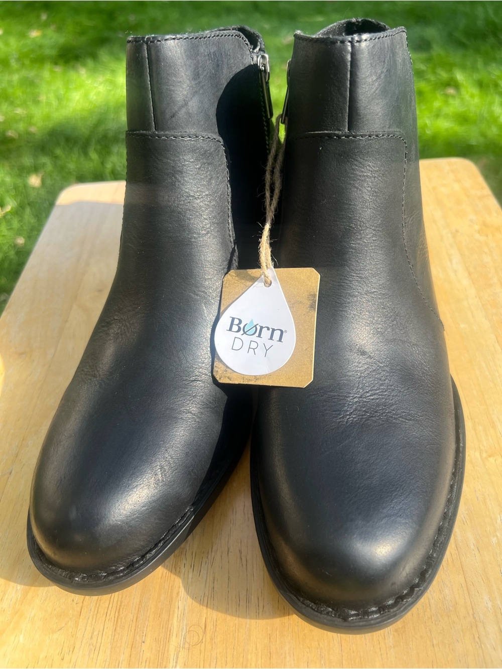 Born Black Leather Men’s Chukka Ankle Boots